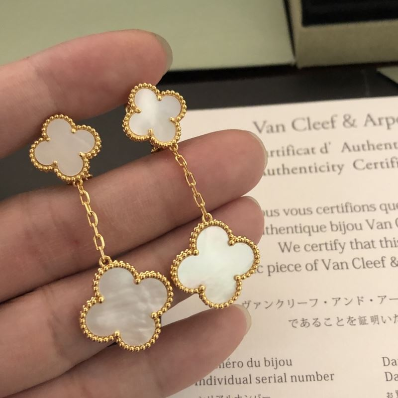 Van Cleef & Arpels Vca Four-Leaf Clover Earrings Pendant Jewelry