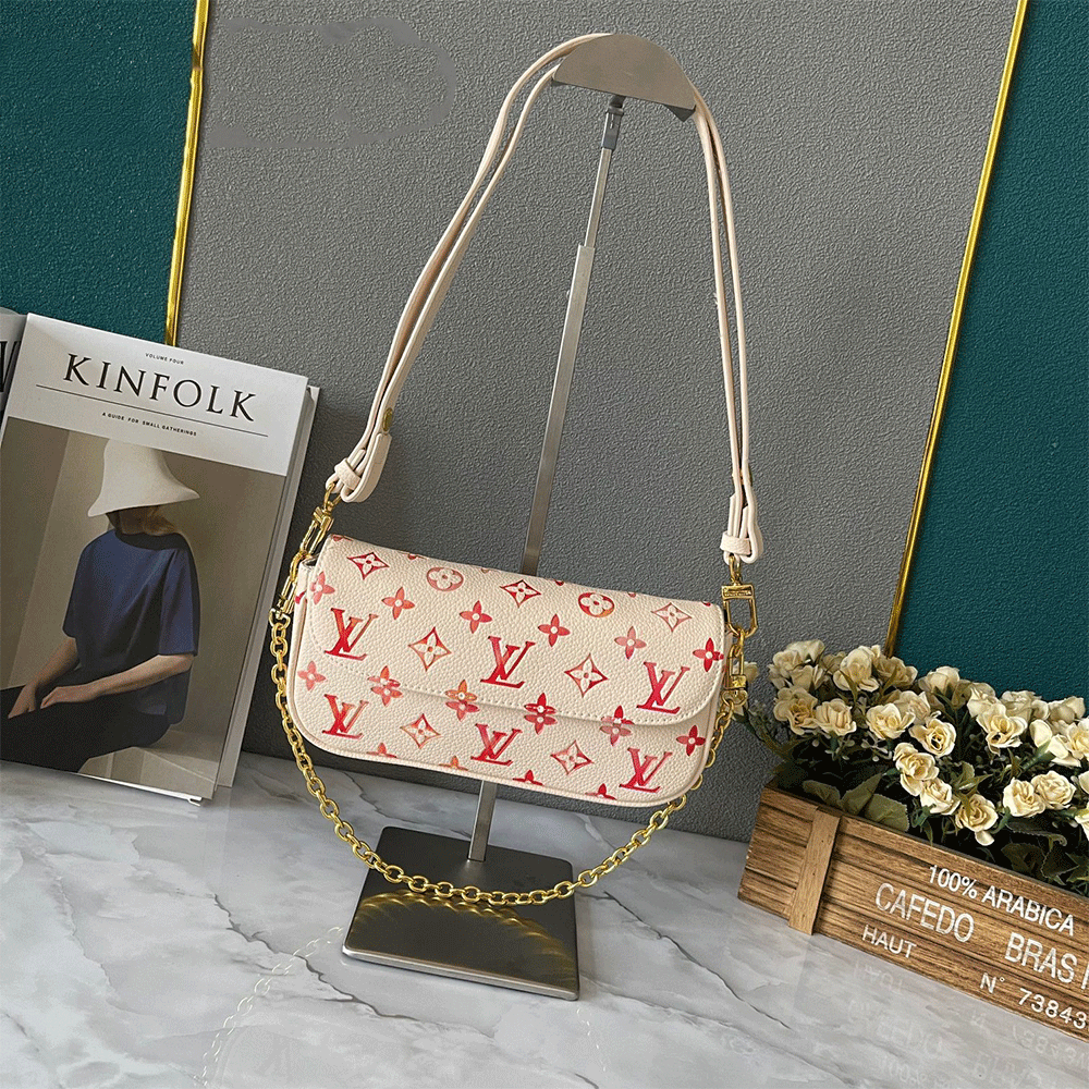 Louis Vuitton LV Wallet on Chain Ivy Bags