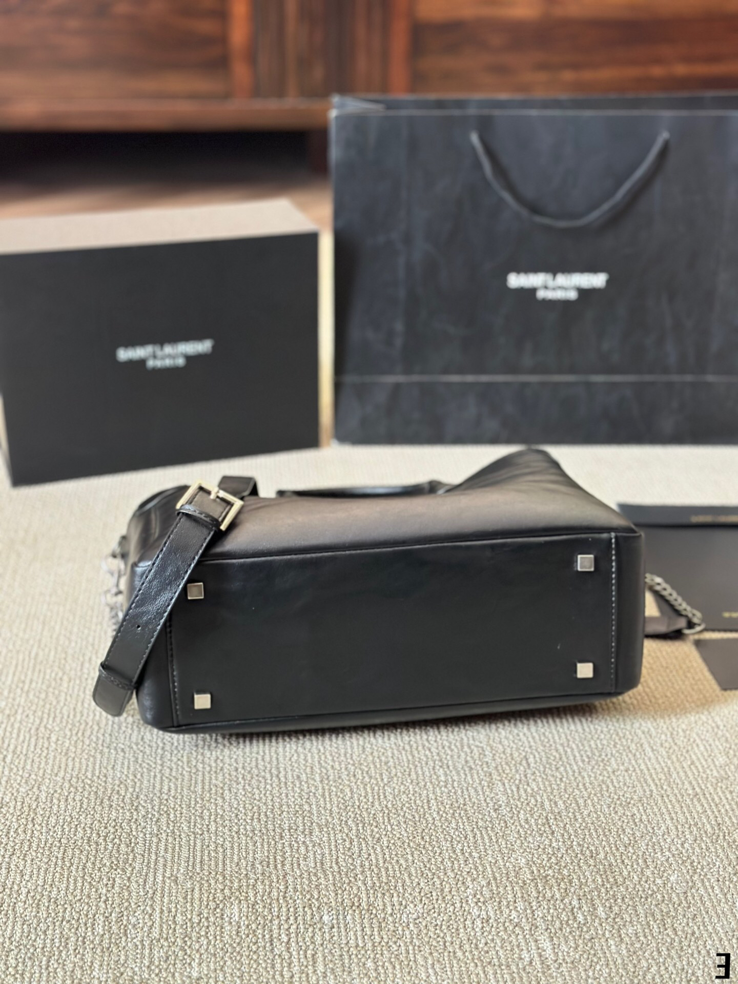 Saint Laurent 𝘝𝘪𝘯𝘵𝘢𝘨𝘦 ysl handbag