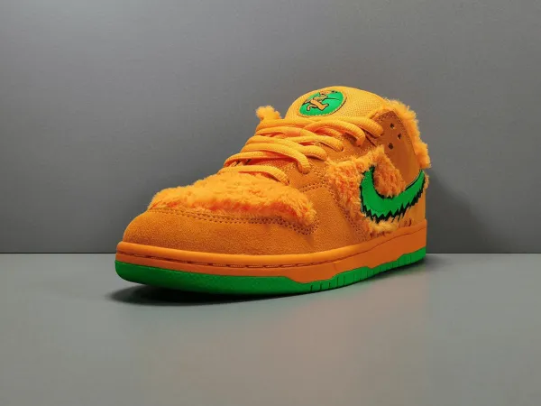Dunk SB Low “Orange Bear”× Grateful Dead