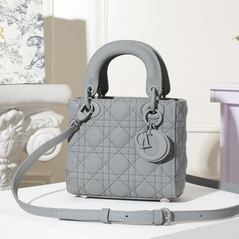 Dior The LADY D-LITE Bag AAA Quality
