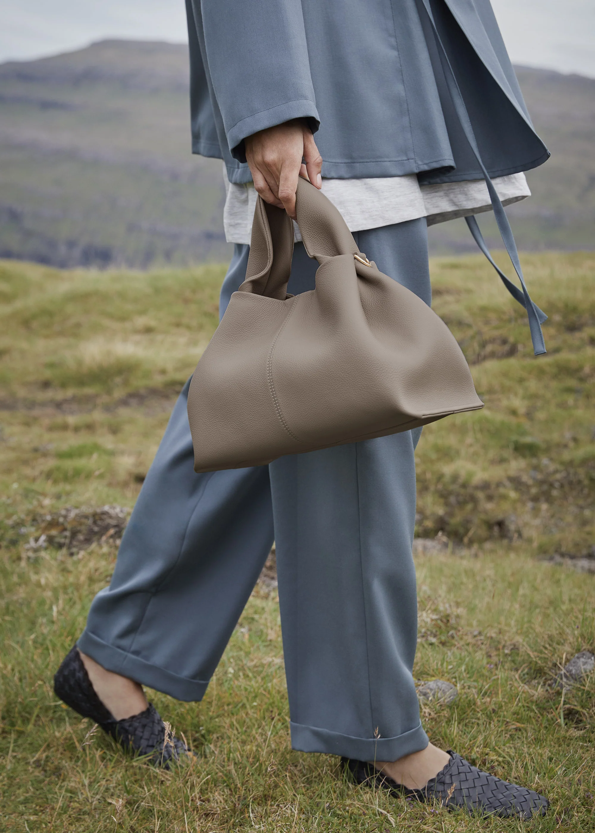 Polène Numéro Neuf - Textured Taupe