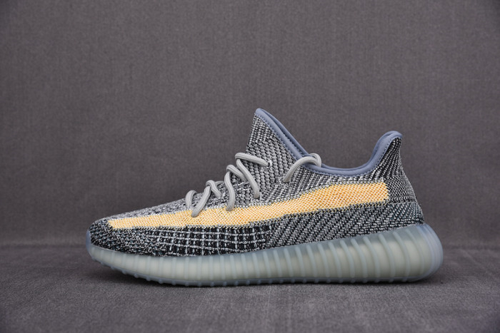 Yeezy Boost 350 V2
