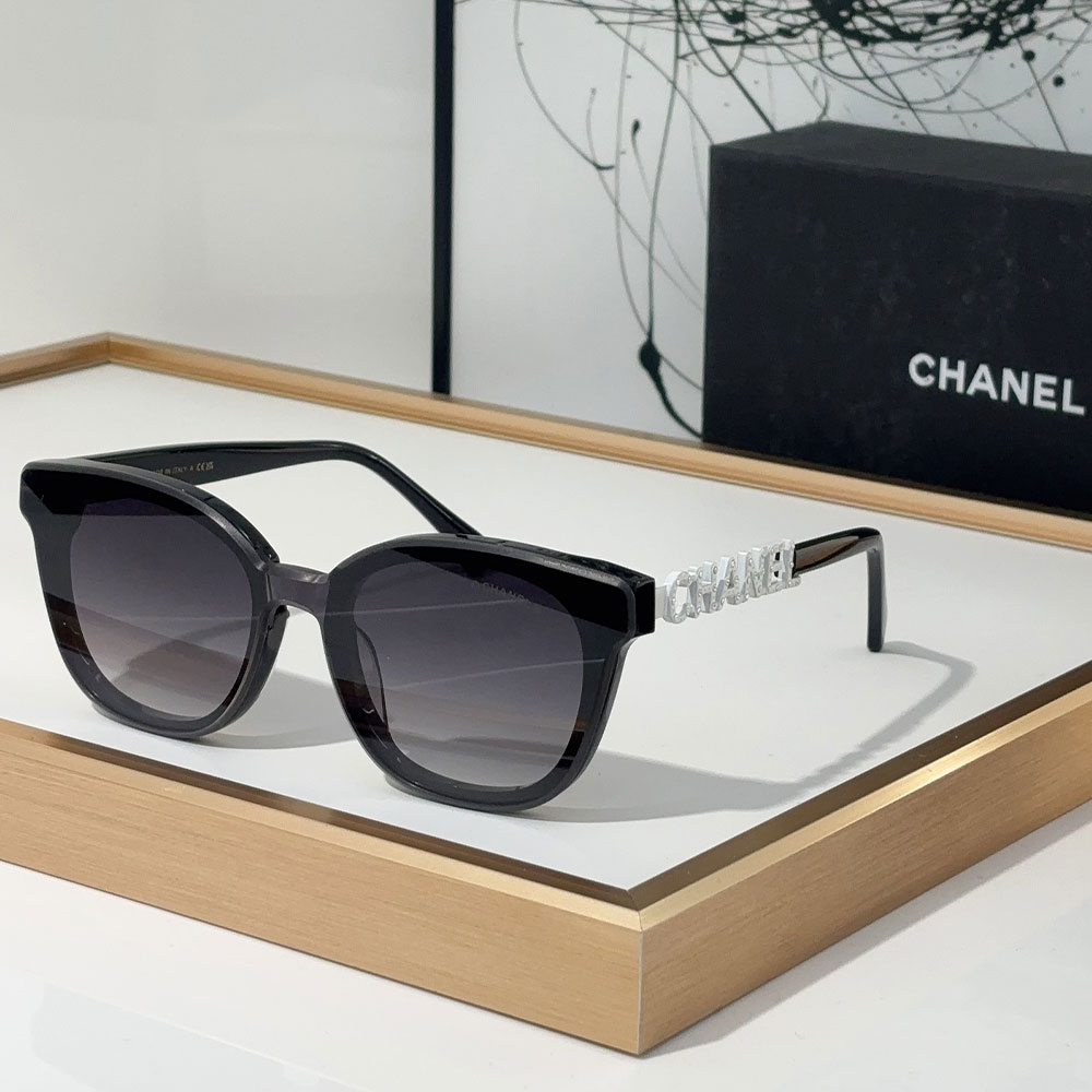 Chanel Mirror leg Hollowed out Logo Sunglasses Top quality