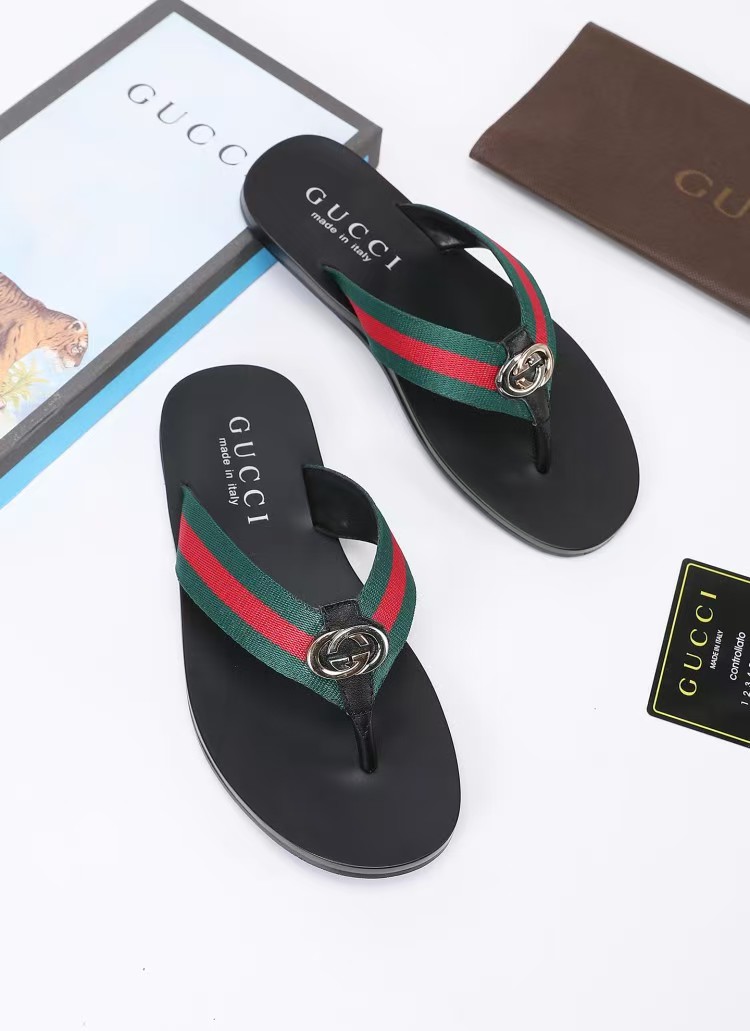 GUCCI flat slippers