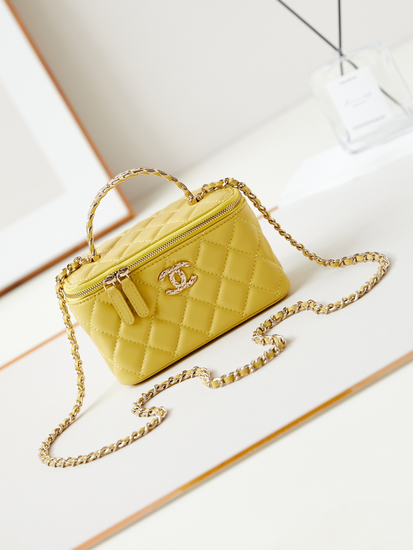 Chanel 10A Handbag Shoulder Bag Top Mirror Quality Version chanel AP5152