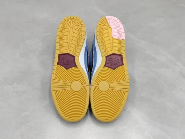 Dunk SB Low PRM “phillies”