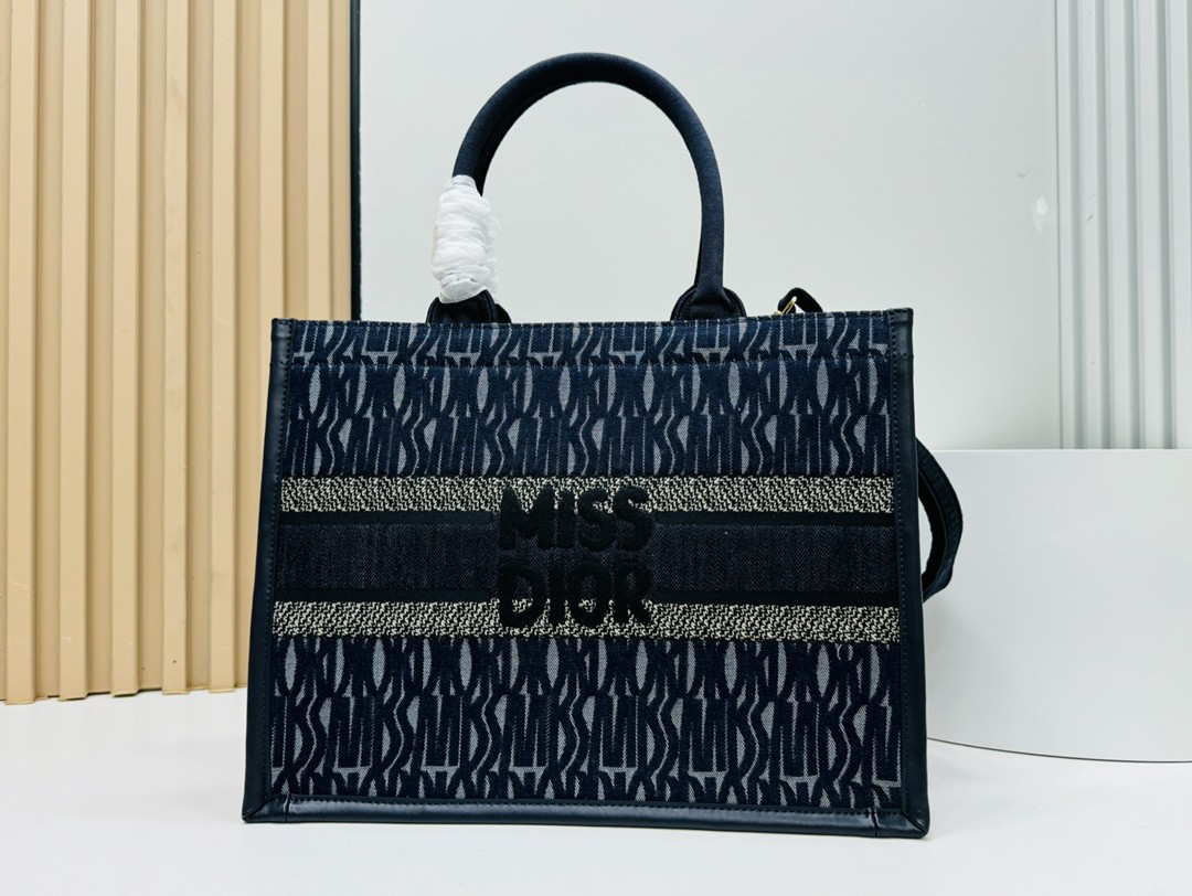 Dior Small Miss Dior Book Tote