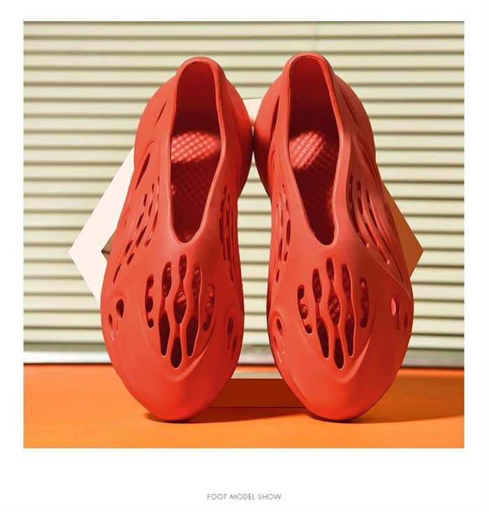 Yeezy Foam Runner Magma Red