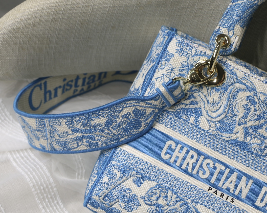 Dior The LADY D-LITE Bag AAA Quality