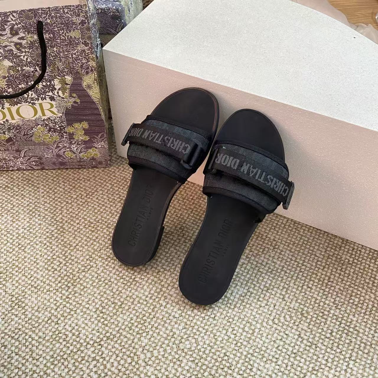 Dior DWAY Slide Slipper Sandals  With Adjustable Type Slide Sandal