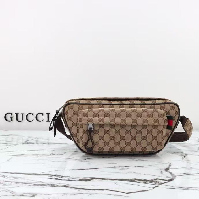 GUCCI Small GG crossbody bag