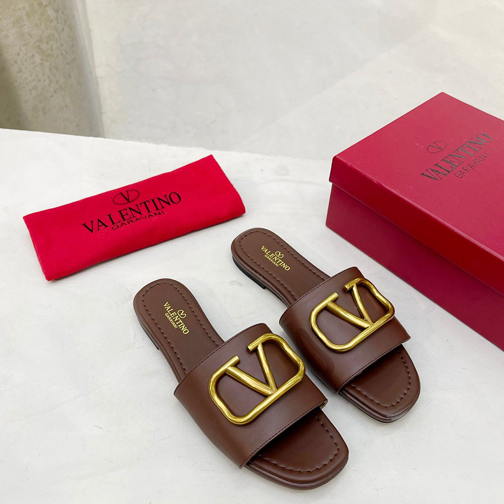 Valentino Leather Casual Fashion Flip-Flops Slide Sandal