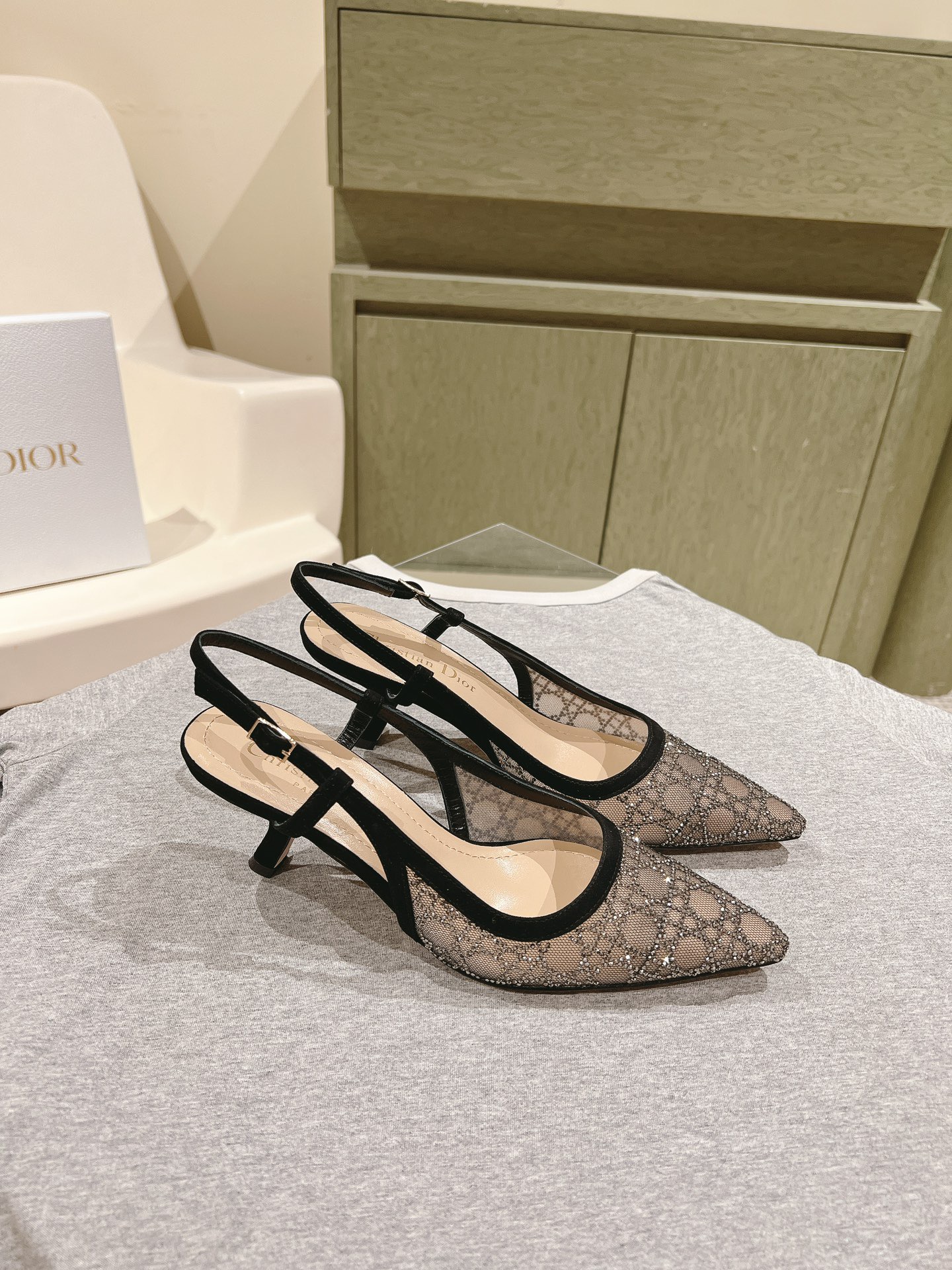 Dior early spring new diamond studded high heels