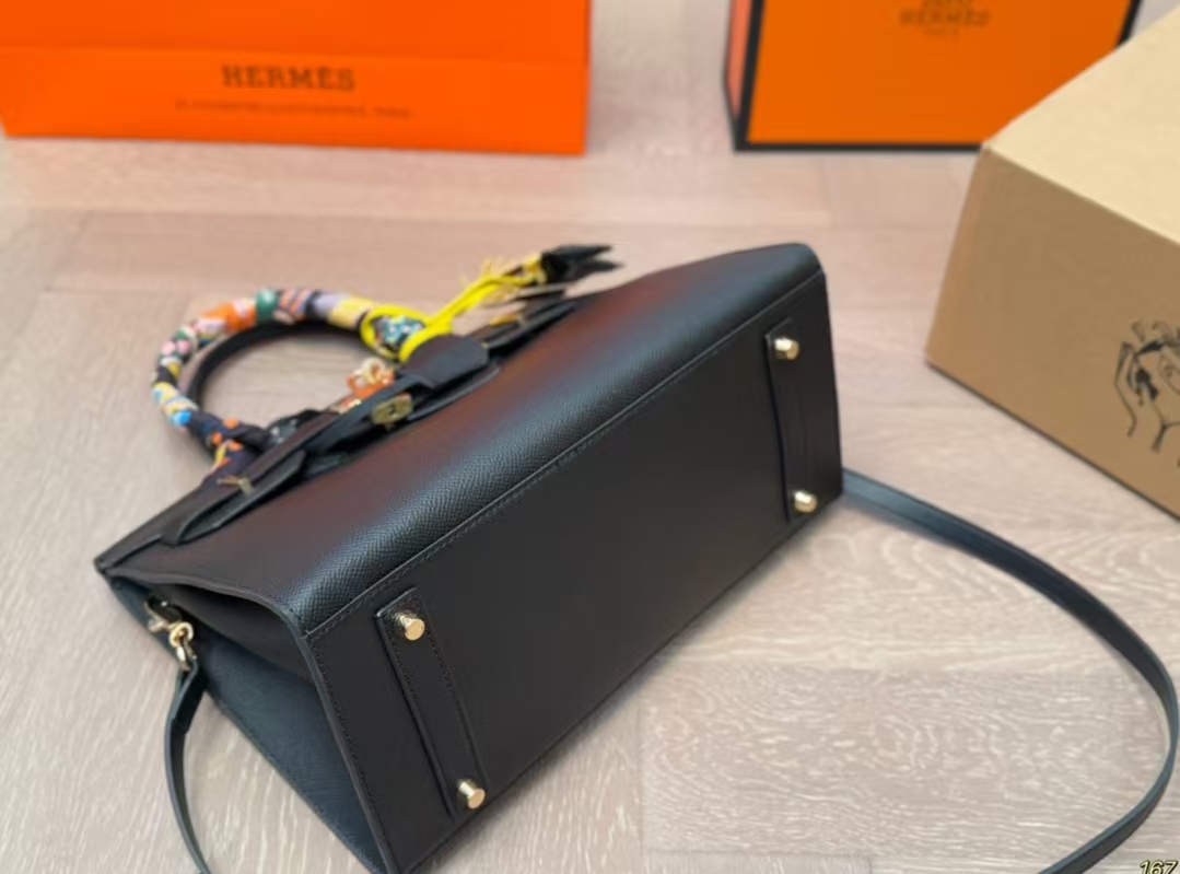 Hermes leather black platinum bag