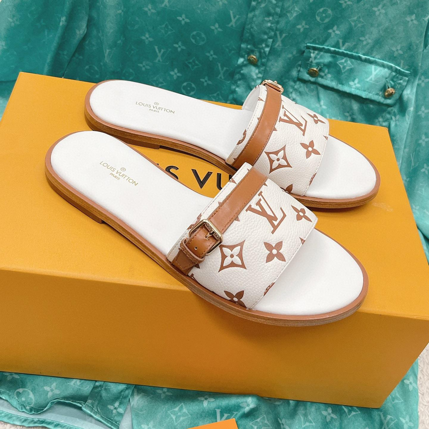 Louis Vuitton LV Comfortable Flat Slippers  Slide Sandal