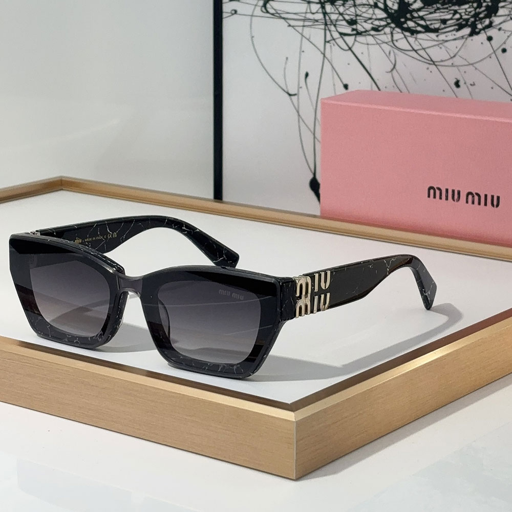 MIU MIU  The Hollow Logo of the Mirror leg Sunglasses Top quality