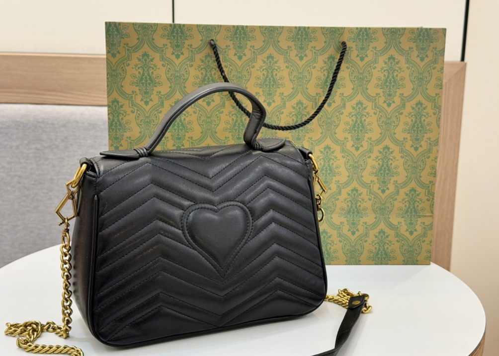 GUCCI Black Warrior Handheld Postman Bag