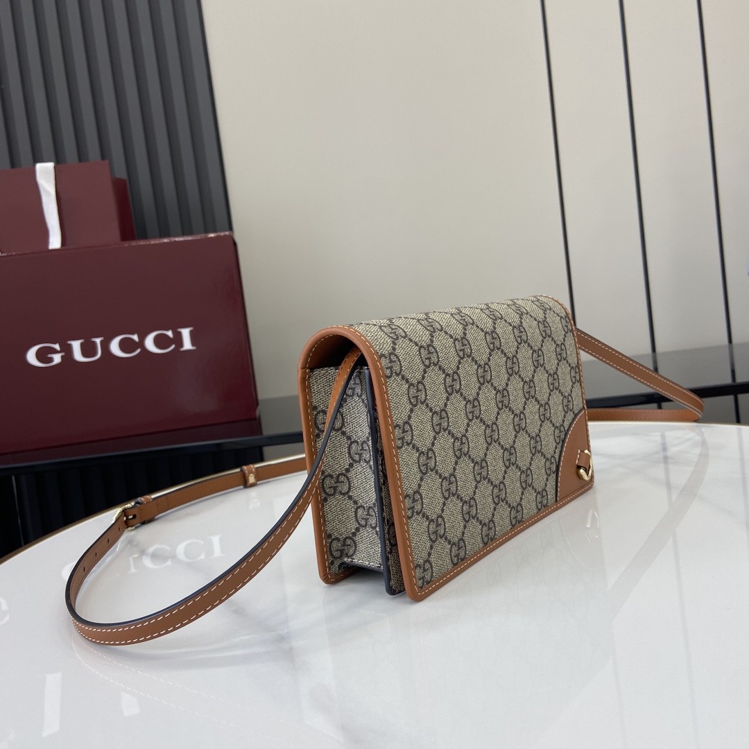 GUCCI Emblem GG ultra mini shoulder bag