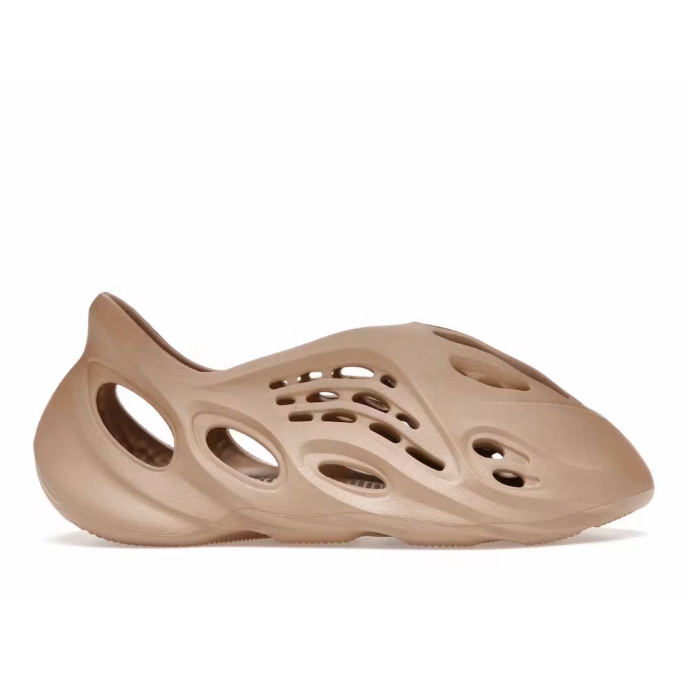 Yeezy Foam Runner Slide Sandals Onyx HP8739