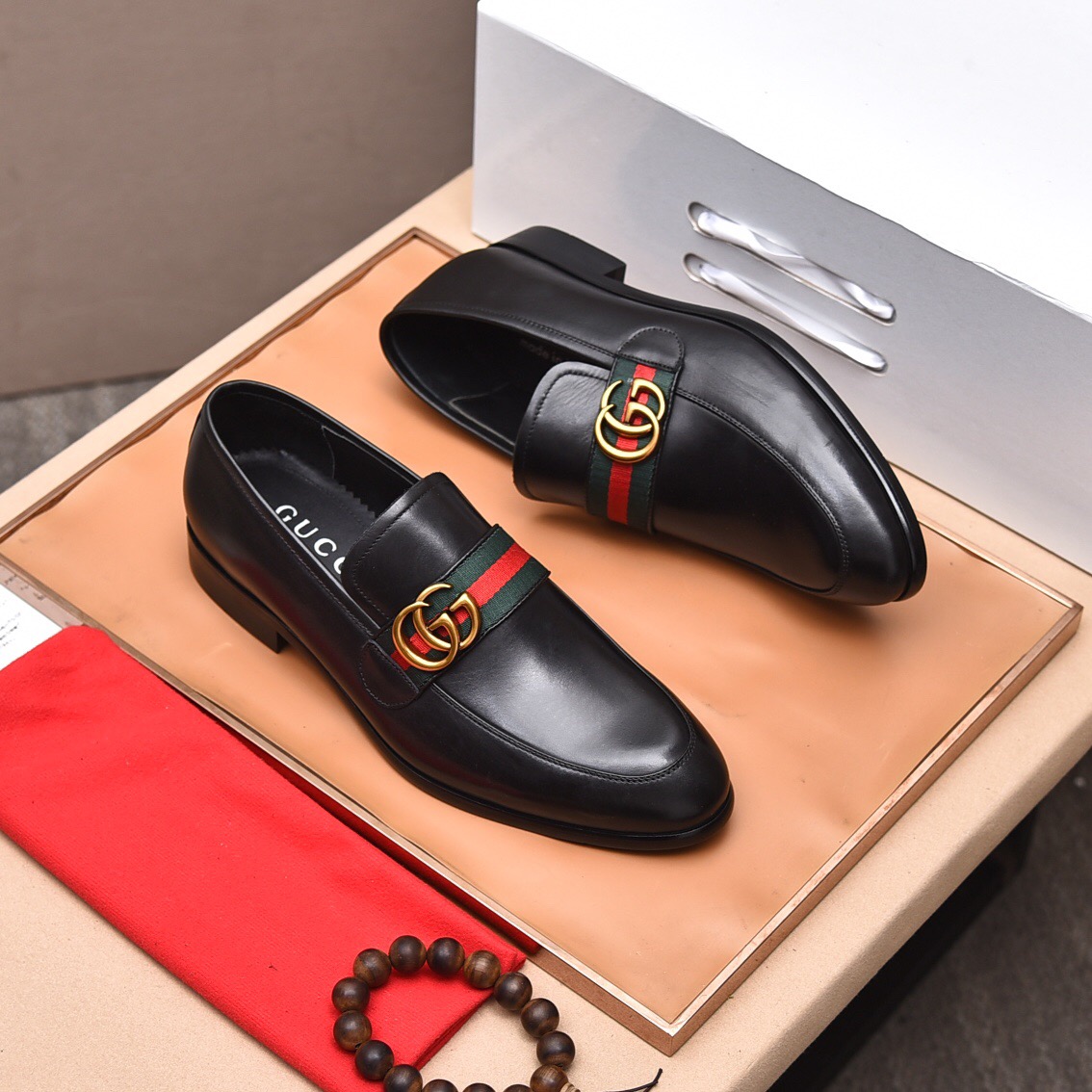 Gucci casual leather shoes