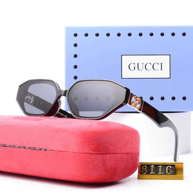 Gucci Stylish sunglasses Top quality