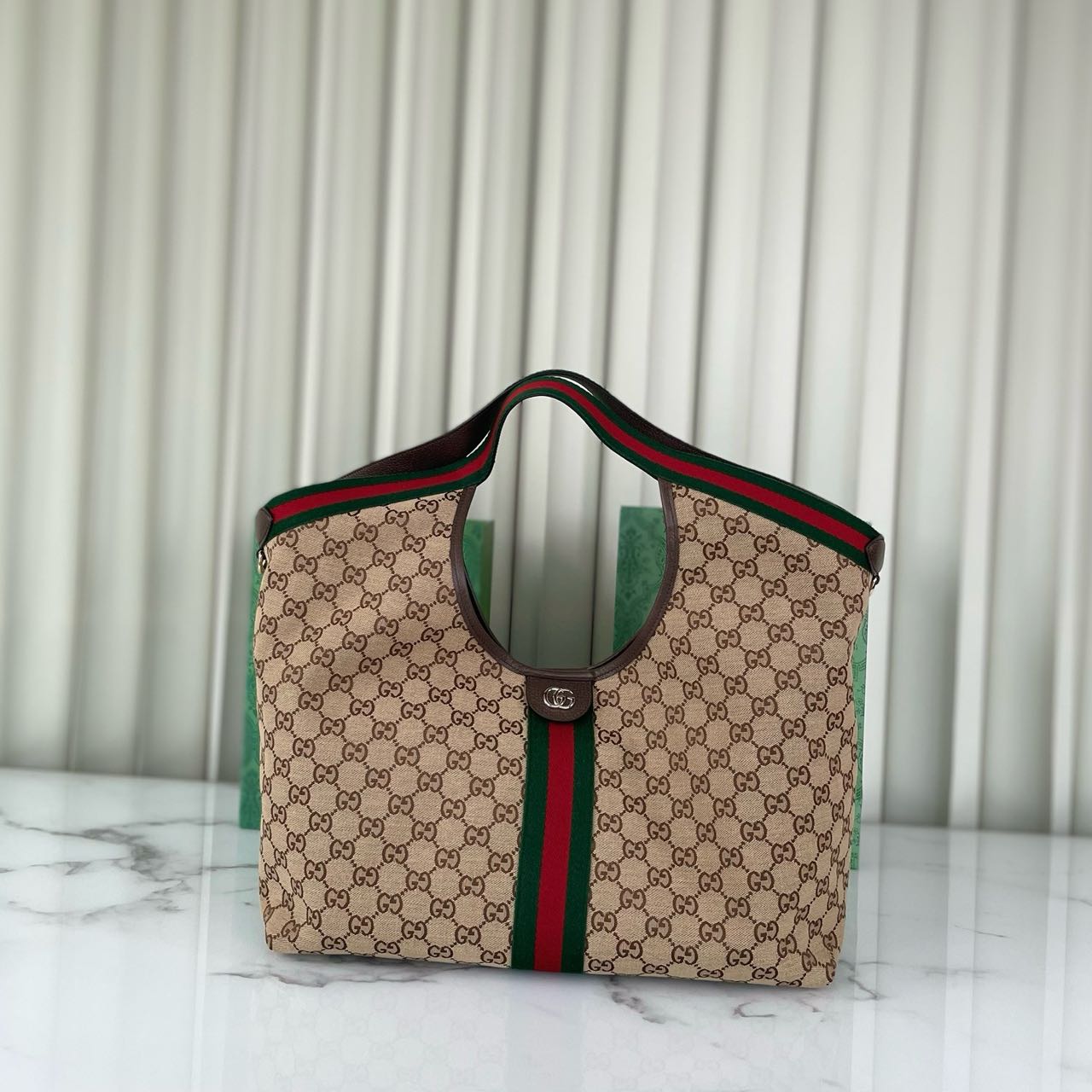 Gucci bag 853971