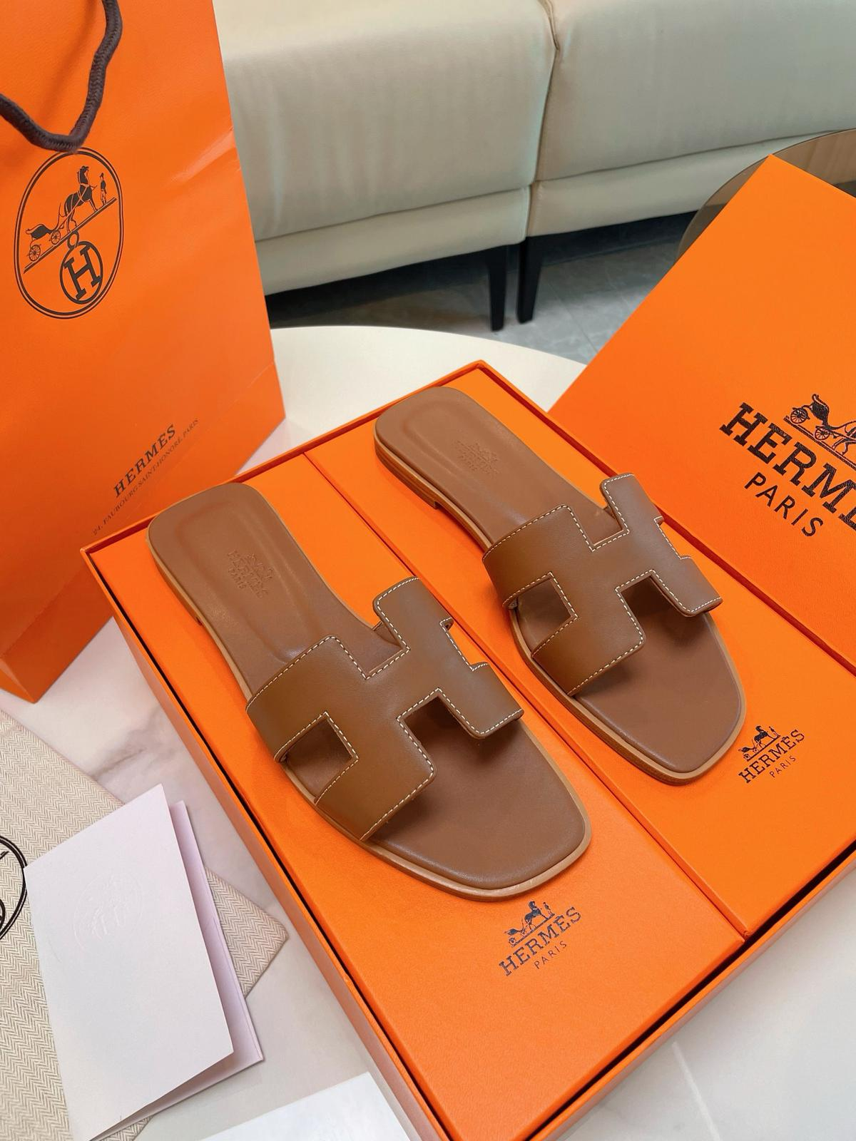 Hermes leather sandals