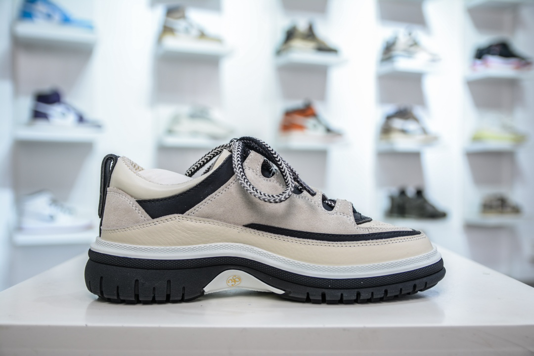 Chanel Milan catwalk platform shoes