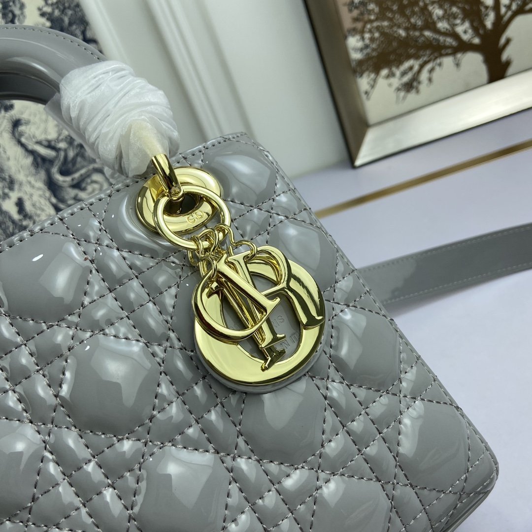 Dior The LADY DIOR Bag MINI SIZE(17*15*7cm) AAA Quality