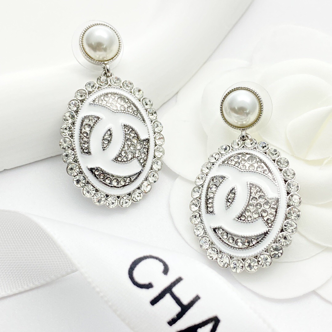 Chanel Pearl Pendant Silver Diamond Oval Earrings