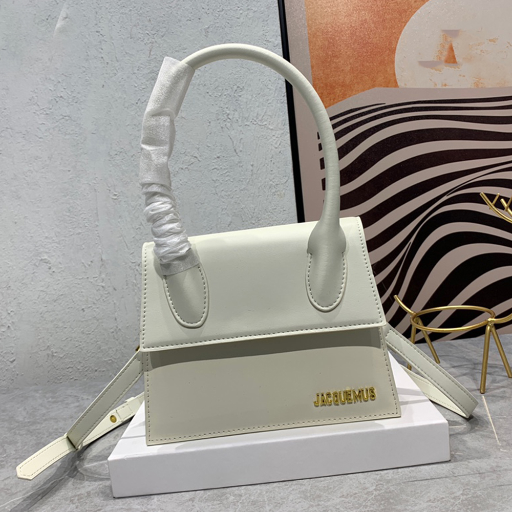 Jacquemus Le Grand Chiquito Medium Tote Lipstick Bag