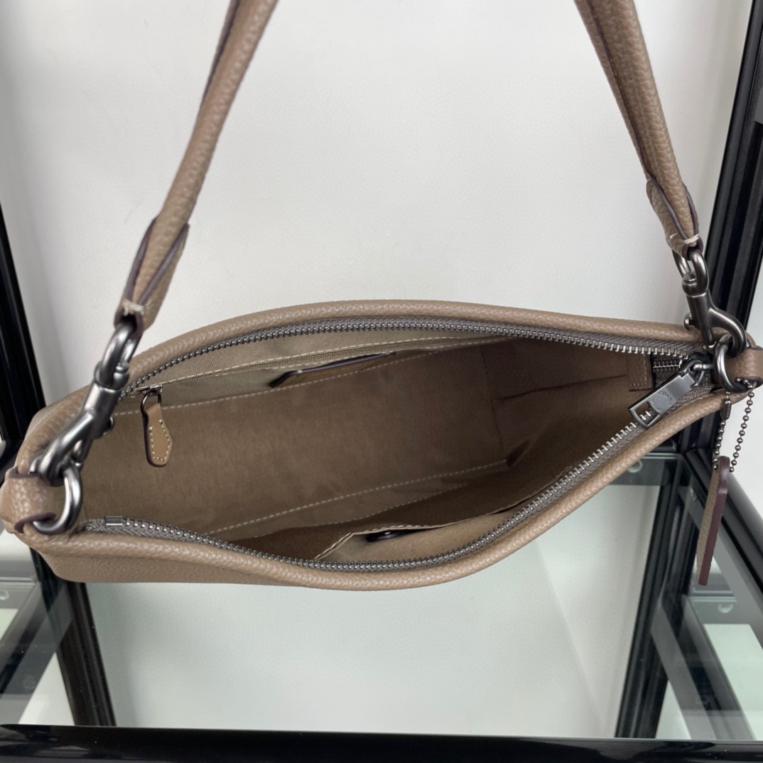 Coach new laurela shoulder crossbody bag