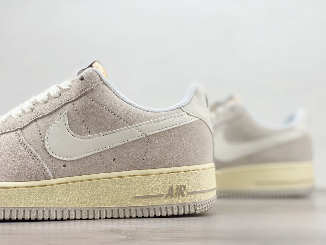 Nike Air Force Light Biege White