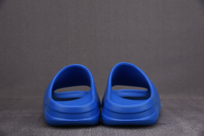 Kanye West x Yeezy Slide