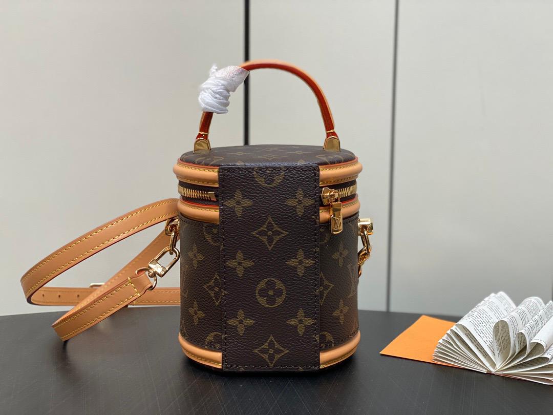 LV M82952 Presbyopia Fortune Bag Bucket Bag Series NANO CANNES Handbag