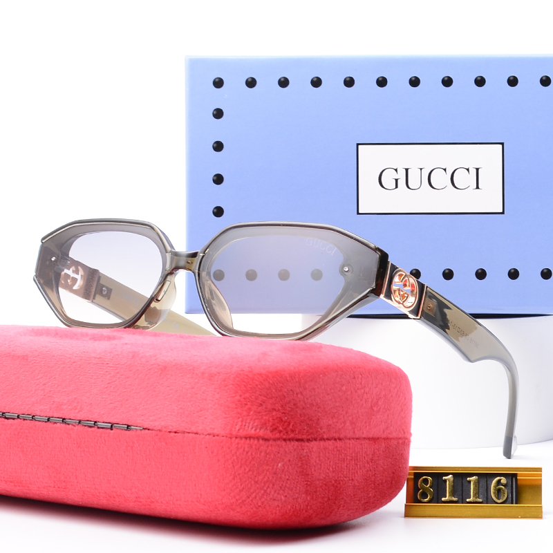 Gucci Stylish sunglasses Top quality