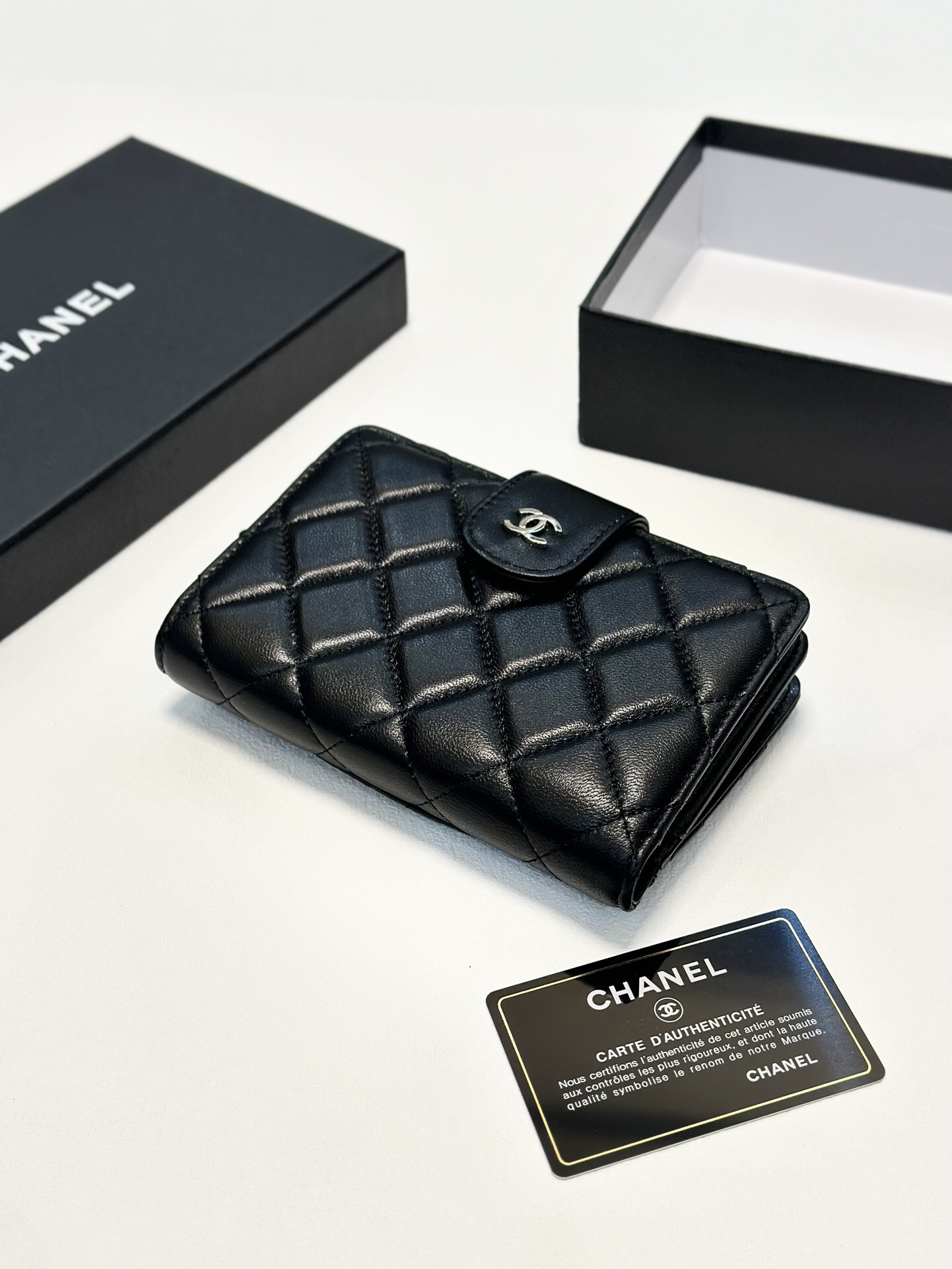 Chanel Lambskin Quilted Coin Purse Card Holder