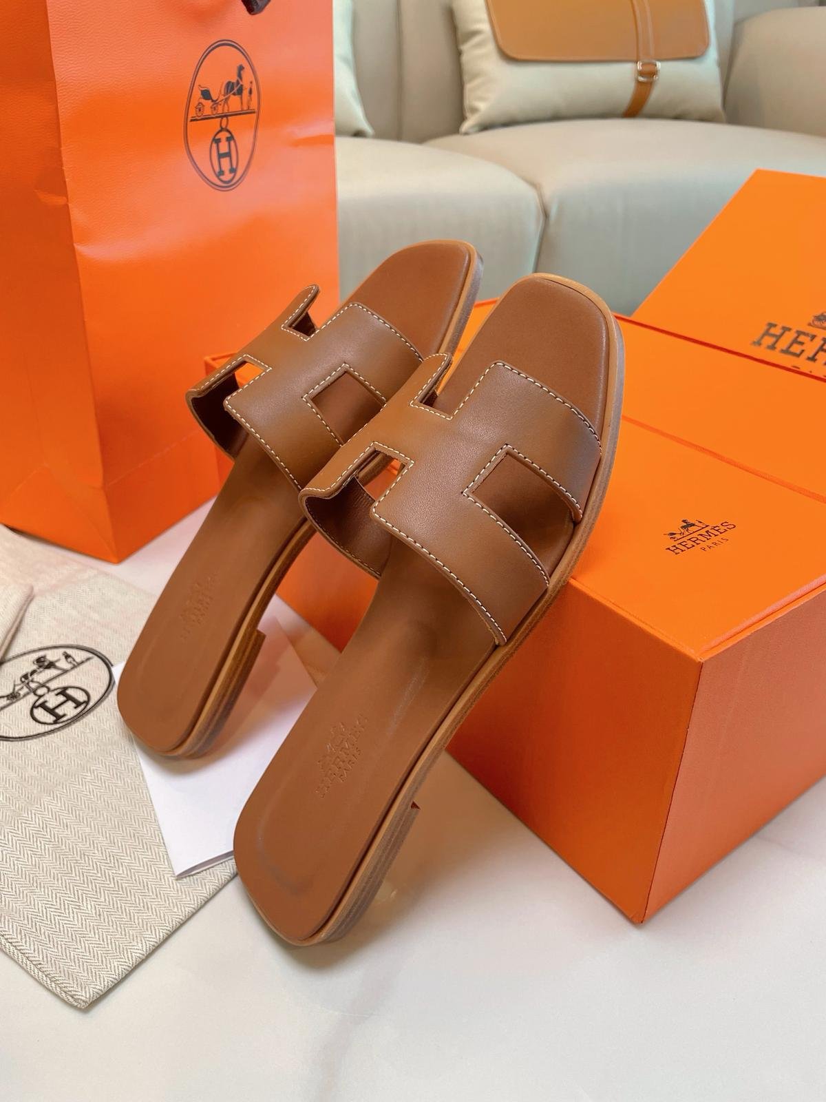 Hermes leather sandals