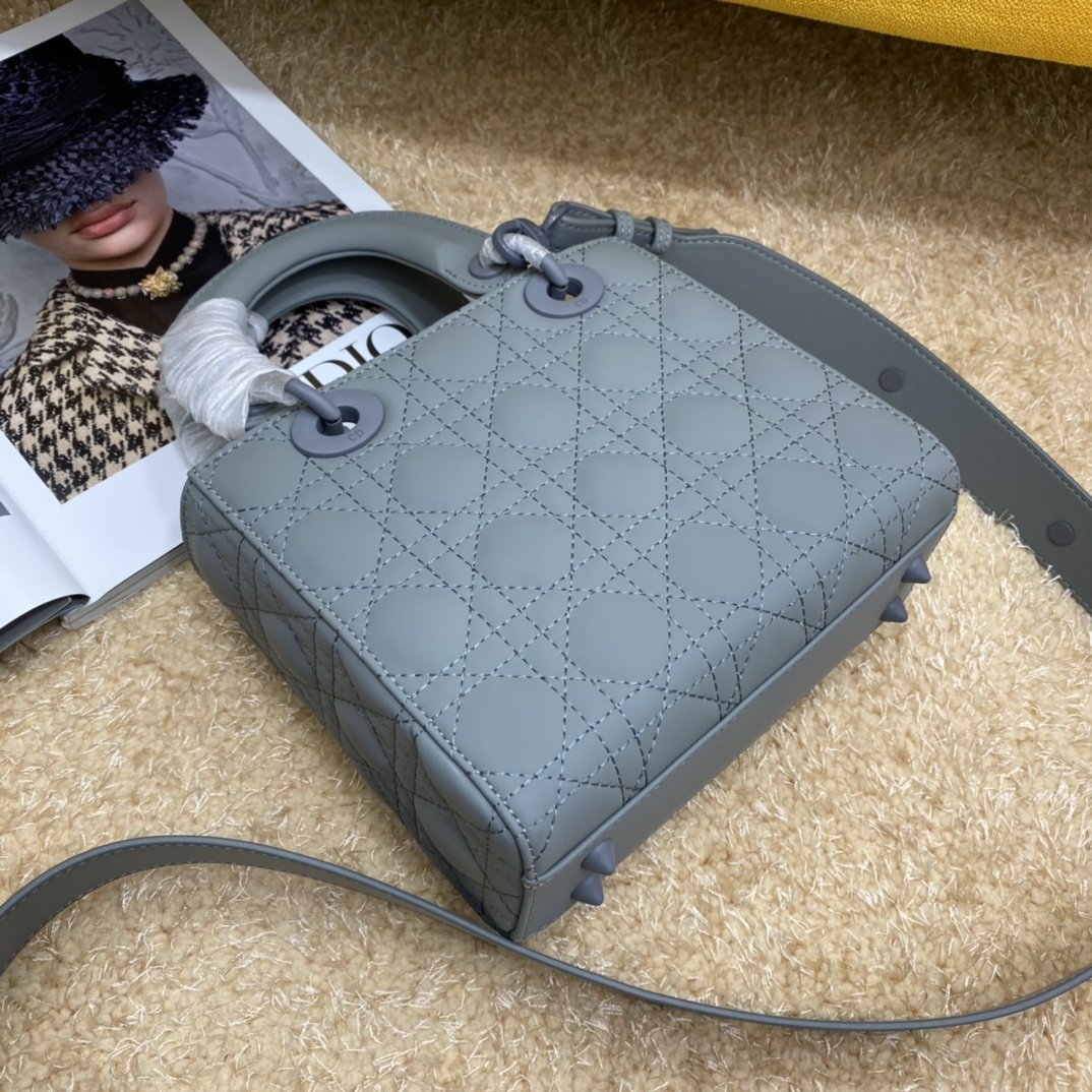 Dior The LADY D-LITE Bag AAA Quality