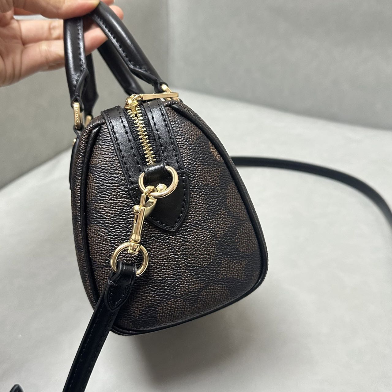 Coach CW329 MINI ROWAN Women's Crossbody Handbag