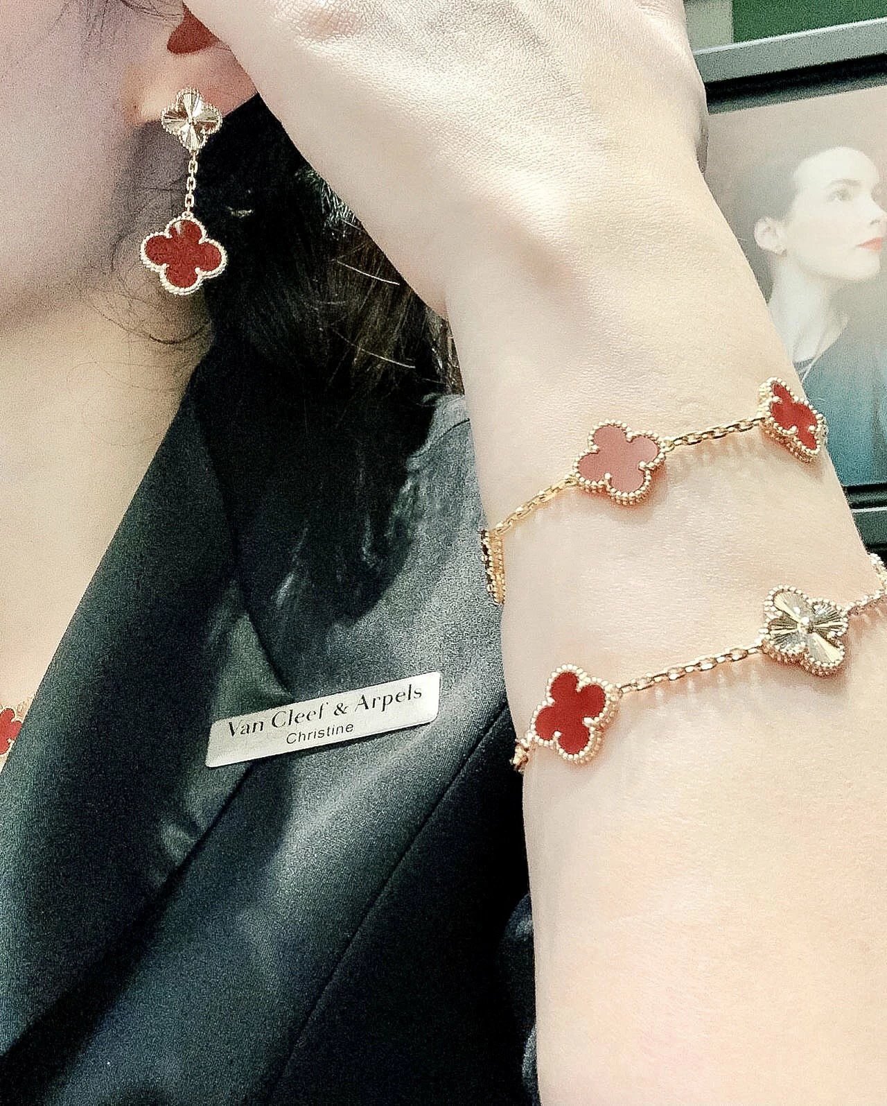 Van Cleef&Arpels VCA alhambra Bracelet Carnelian Jewelry