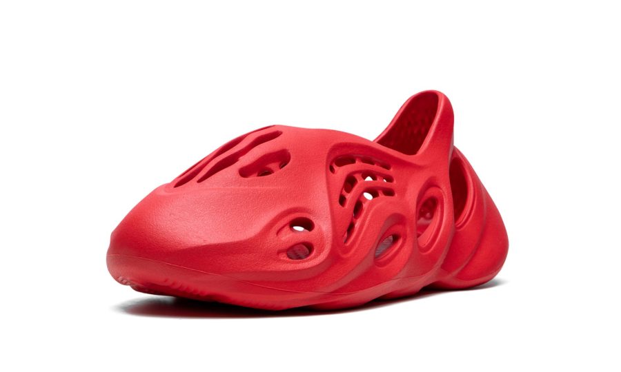 Yeezys Foam Runner “Vermillion”