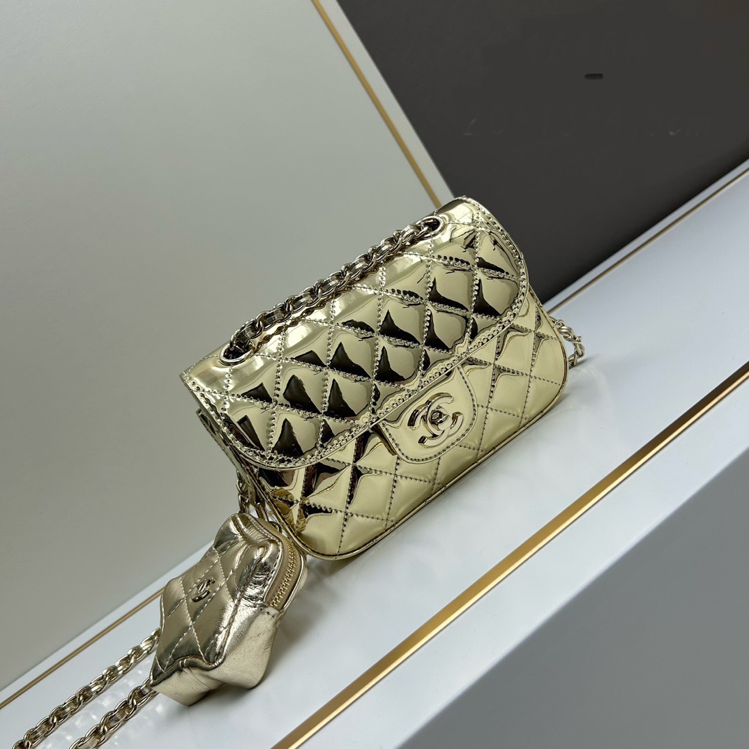 Chanel Mirrored Star Leather Shoulder Crossbody Bag