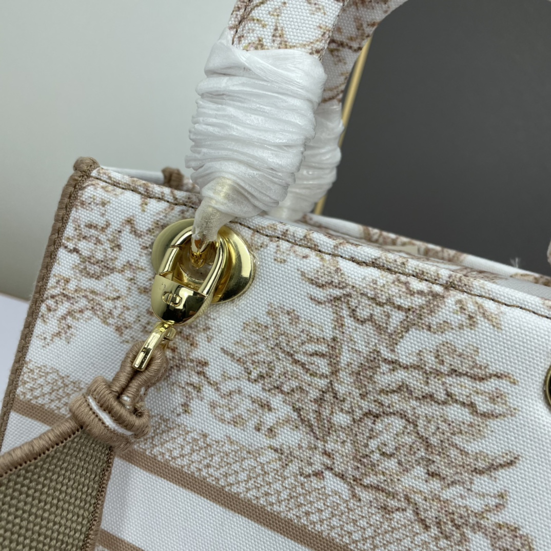 Dior The LADY D-LITE Bag AAA Quality