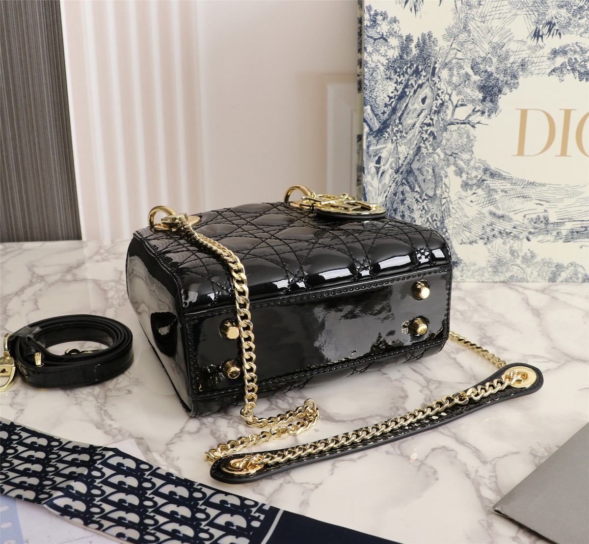 Dior The LADY DIOR Bag Black Patent Cannage Calfskin M0505OWCB_M900  AAA Quality