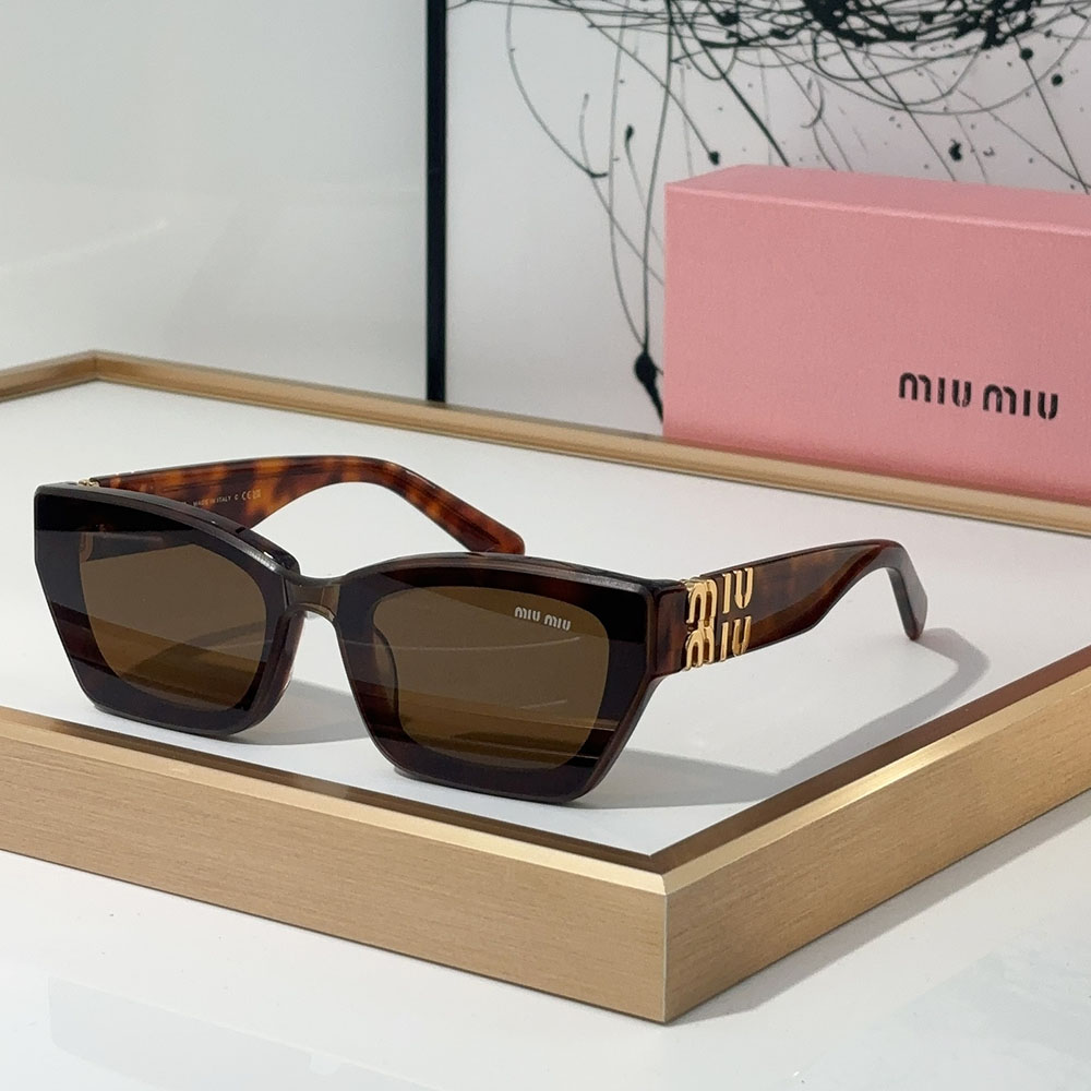 MIU MIU  The Hollow Logo of the Mirror leg Sunglasses Top quality