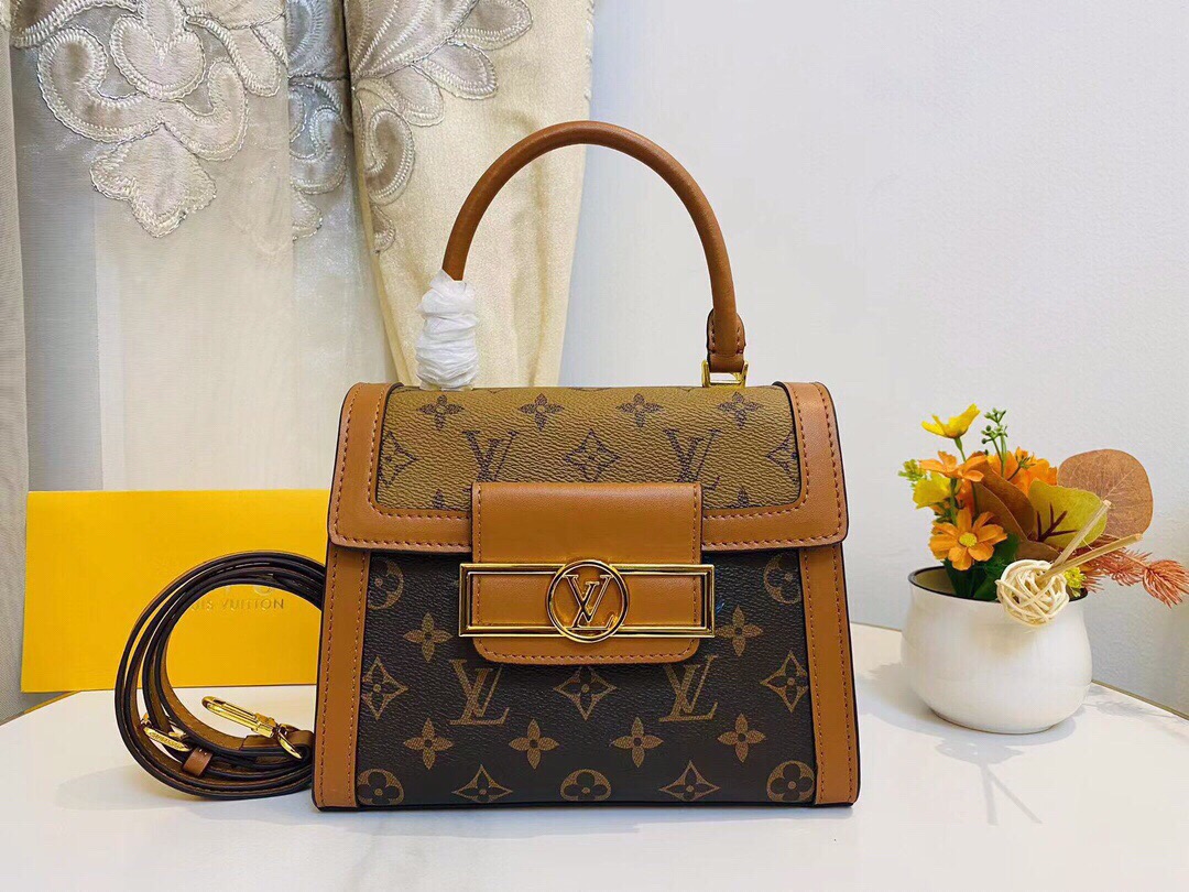 Louis Vuitton Dauphine Pochette Metis bag