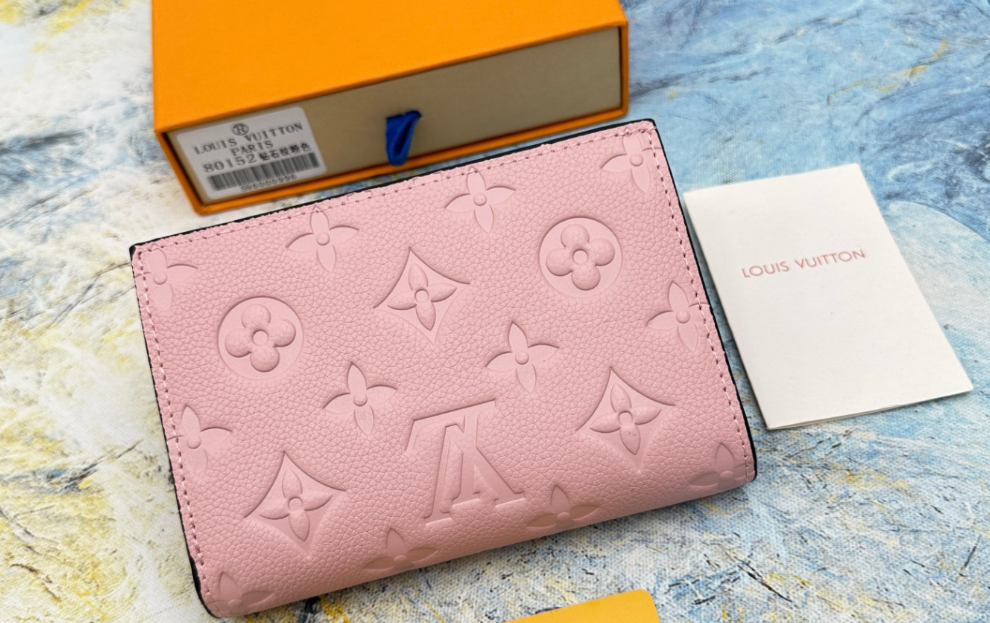 Louis Vuitton Top grain cowhide embossed zipper wallet