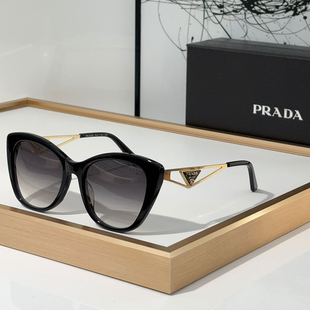 Prada Mirror leg Hollowed Out Stereoscopic Logo  sunglasses Top quality